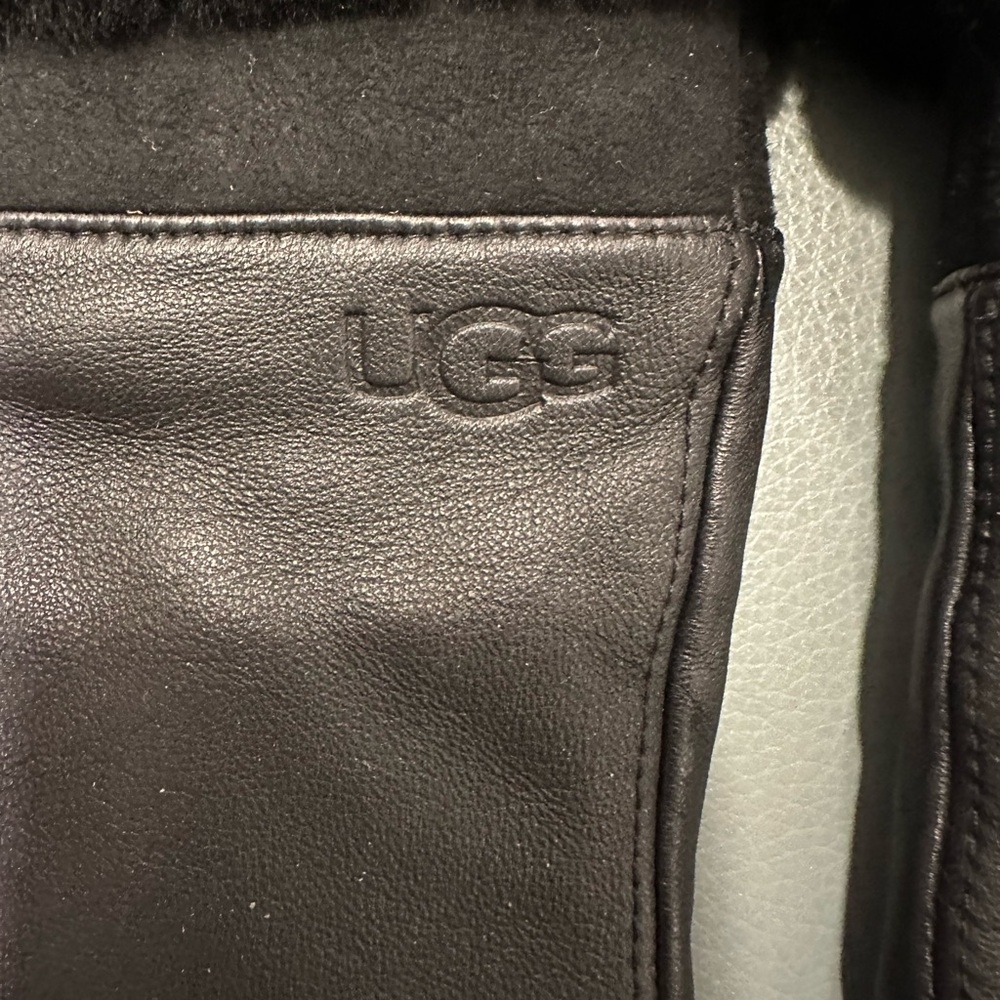 UGG Black Leather Shearling Gloves - Picture 4 of 7